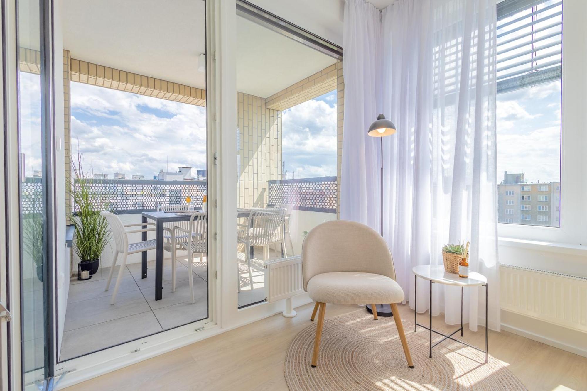 Apartmán Bright 2Br - 8Th Floor, Balcony, Free Parking - By Gravity Praha Exteriér fotografie